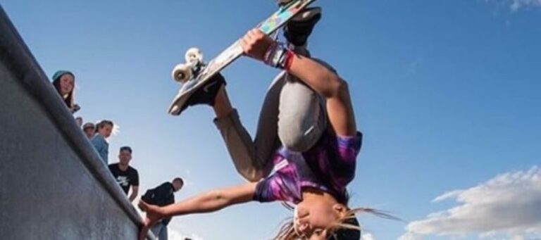 Αυτή είναι η 10χρονη που σπάει όλα τα… ρεκόρ στο skateboard! (photo+video)