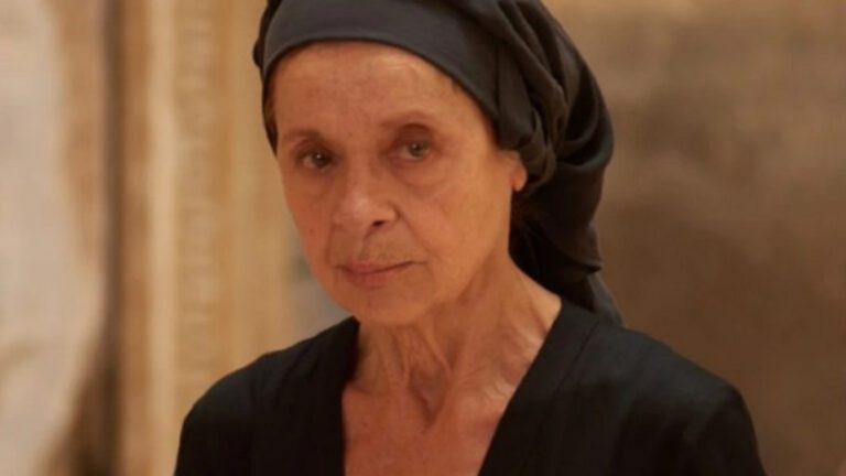 Σασμός – Όλγα Δαμάνη: Ποια είναι η γιαγιά της σειράς του ALPHA που έχει κλέψει τις εντυπώσεις με την υποκριτική της