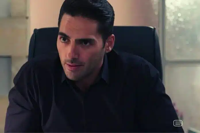2-bachelor-athina-alexis-1-696x417 - DIAVASETO.GR