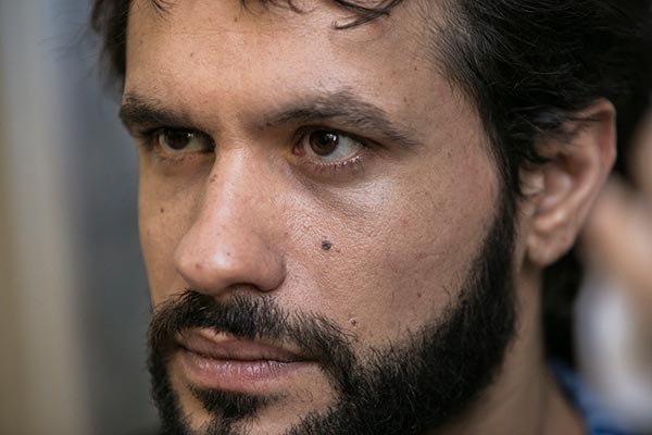 sasmos-sti-fylaki-o-asteris-gia-fono_1636018027 - DIAVASETO.GR