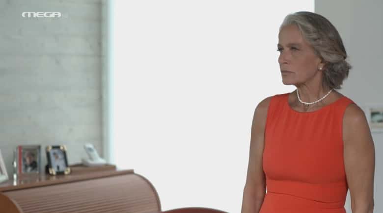 Μαύρο Ρόδο: Η Ελισάβετ σκανδαλίζει το μοναστήρι! 24 Μαύρο Ρόδο: Η Ελισάβετ σκανδαλίζει το μοναστήρι!