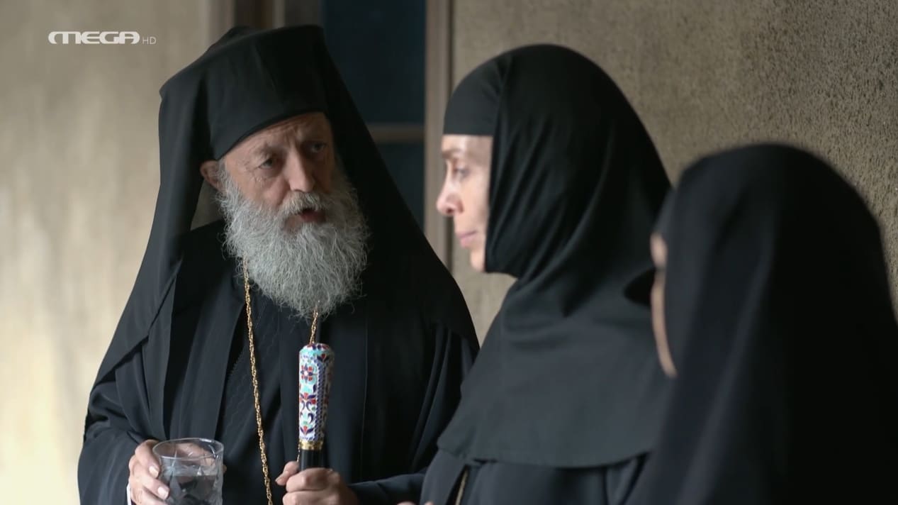 Μαύρο Ρόδο: Η Ελισάβετ σκανδαλίζει το μοναστήρι! 5 Μαύρο Ρόδο: Η Ελισάβετ σκανδαλίζει το μοναστήρι!