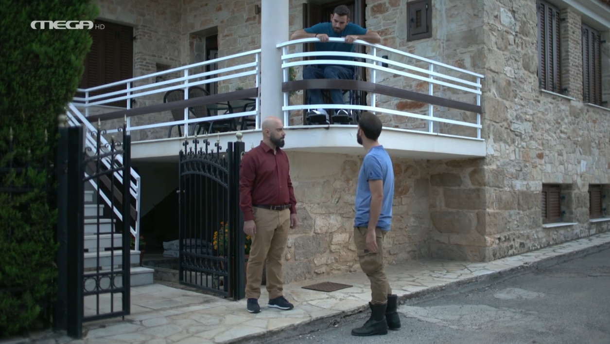 Μαύρο Ρόδο: Η Ελισάβετ σκανδαλίζει το μοναστήρι! 23 Μαύρο Ρόδο: Η Ελισάβετ σκανδαλίζει το μοναστήρι!