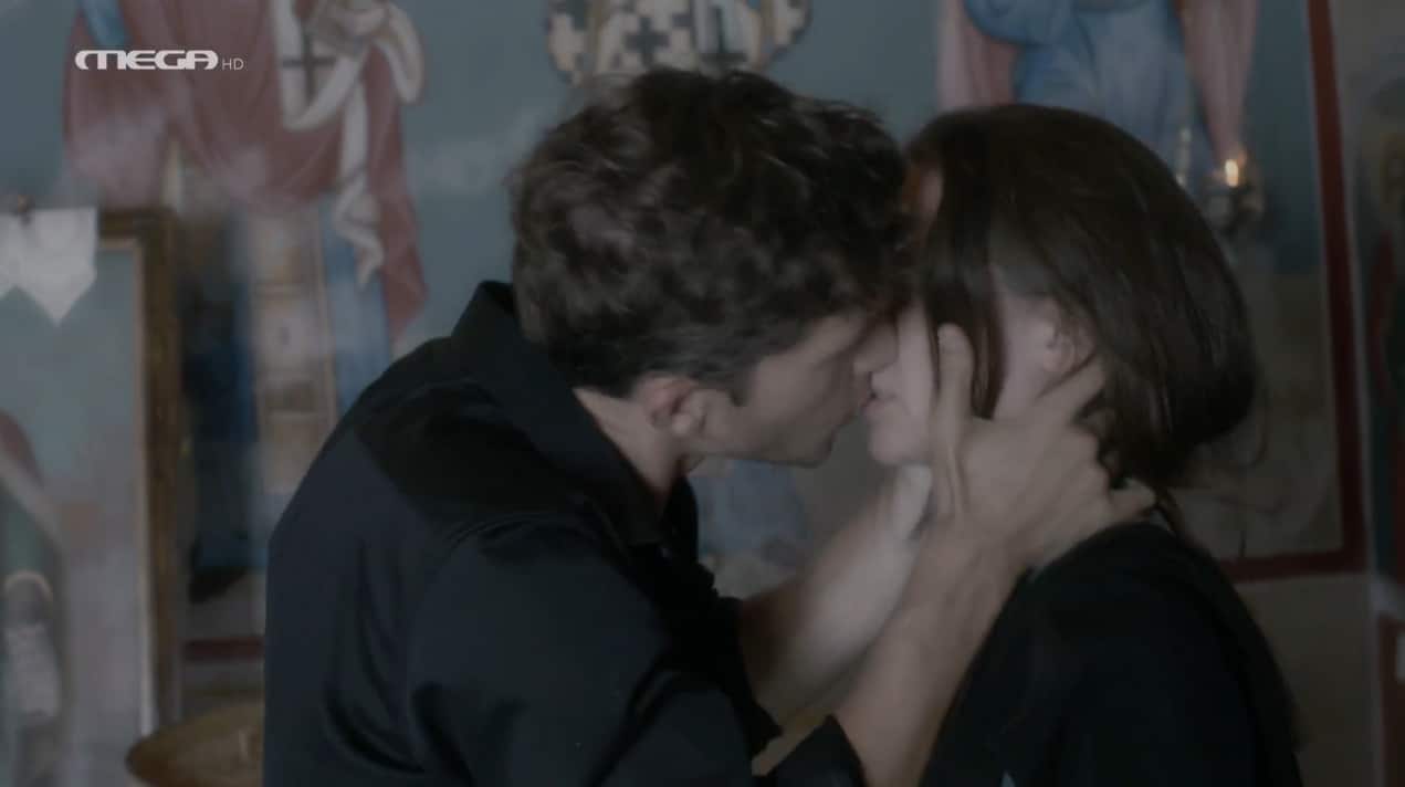 Μαύρο Ρόδο: Η Ελισάβετ σκανδαλίζει το μοναστήρι! 18 Μαύρο Ρόδο: Η Ελισάβετ σκανδαλίζει το μοναστήρι!