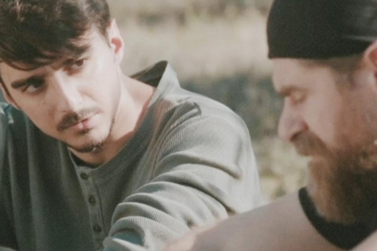 sasmos-o-manolis-kselasponei-ton-mathio_1701424925 - DIAVASETO.GR