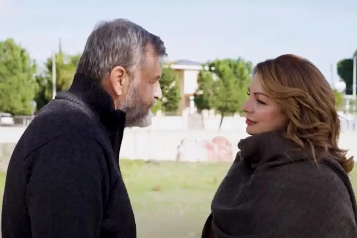 athina-tzon-gh-elias-2 - DIAVASETO.GR