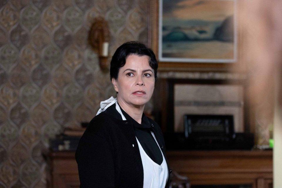 ioulia - DIAVASETO.GR