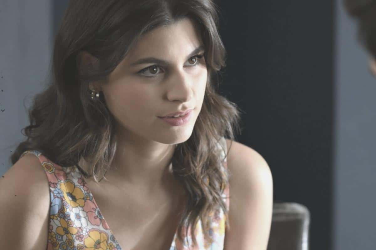 amalia_kvali_main - DIAVASETO.GR